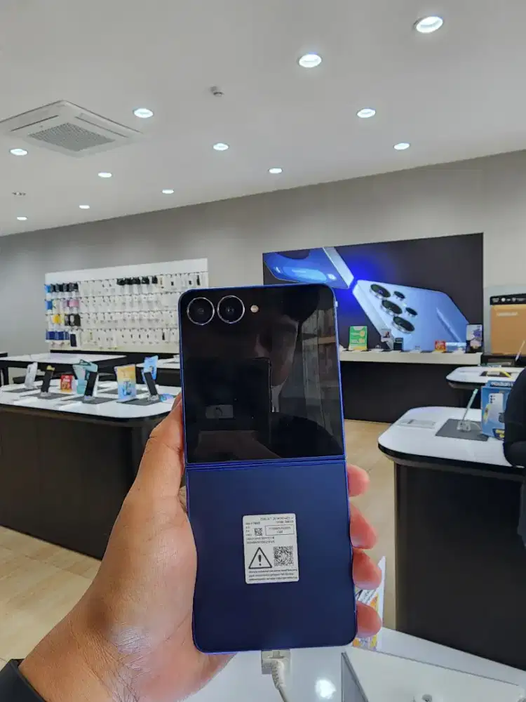 Samsung galaxy zflip7 eastvara bsd