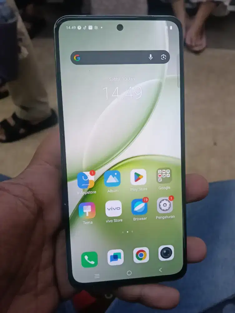 Vivo y400 8/128 hp only