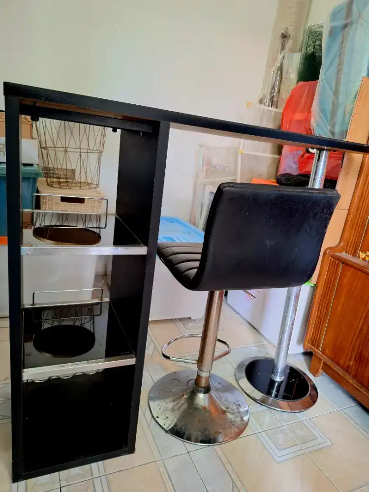 Jual Meja Bar Dapur dan Kursinya