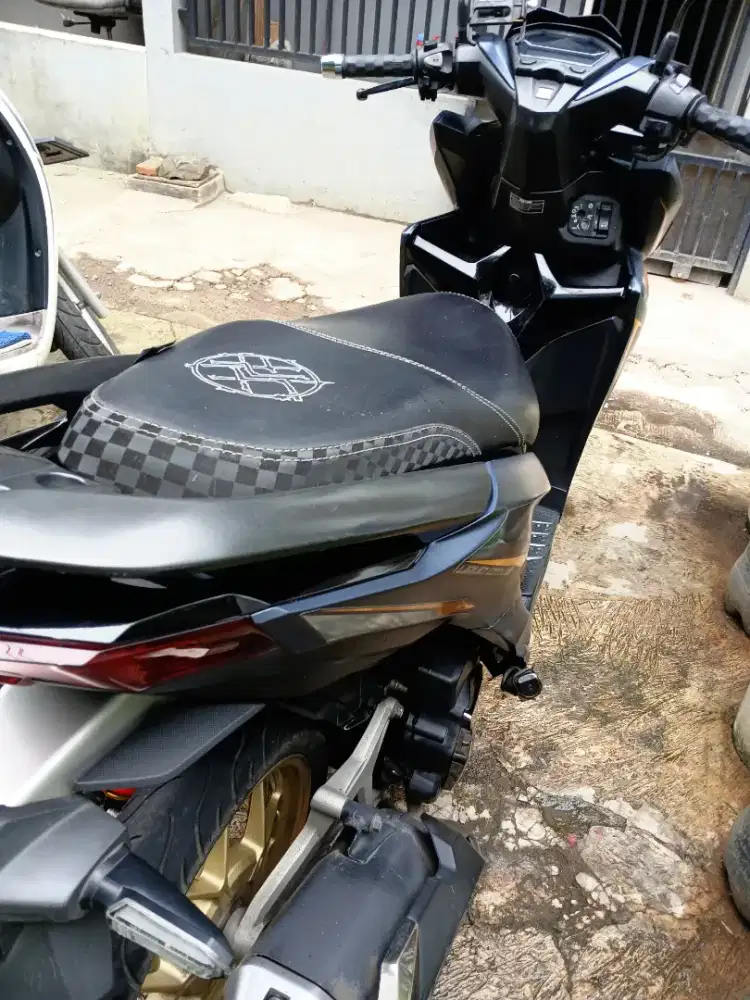 VARIO 125 2022 BLUE MATTE