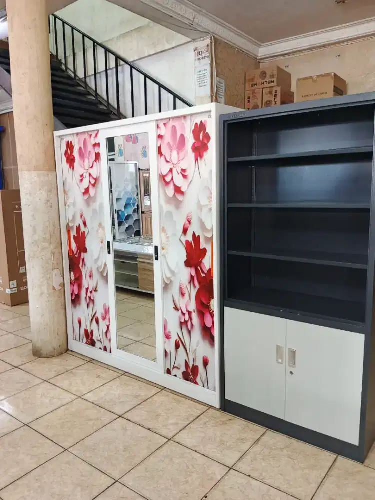 PROMO CICILAN LEMARI PAKAIAN PINTU GESER