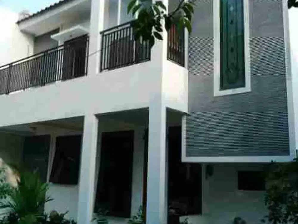Rumah 2 Lantai Golden Leaf Bintaro Jakarta Selatan