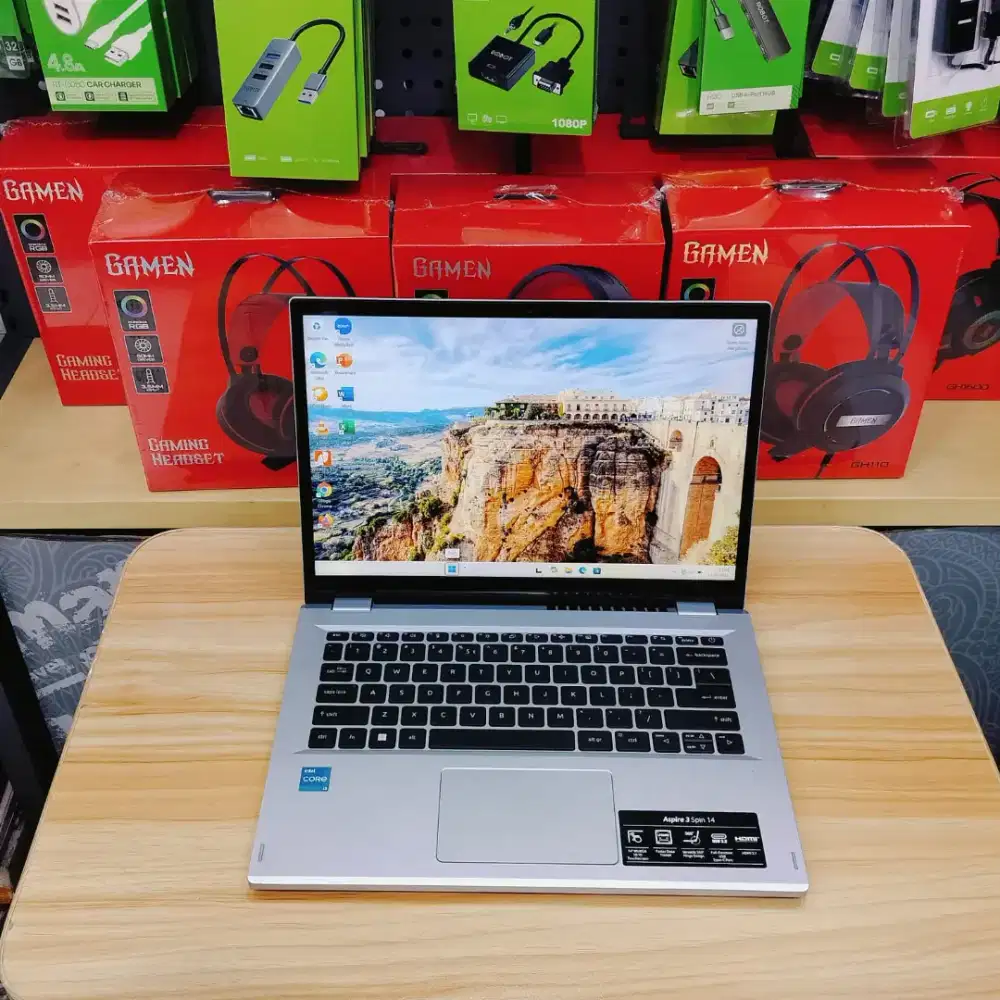 Acer Aspire Spin 14 i3-N305 (8 Core)  RAM 8GB 512GB Touchscreen Mulus