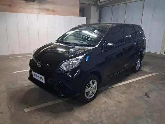 LOW DP Daihatsu Sigra 1.0 D Bensin-MT 2022 4HU