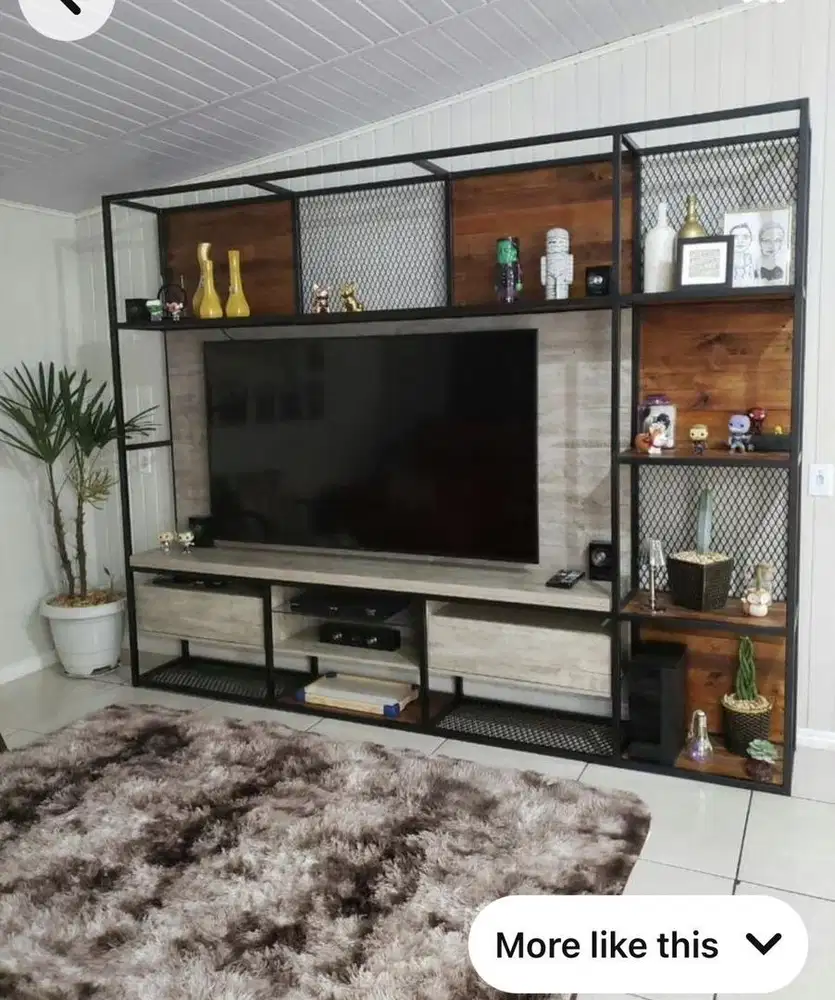 Rak TV vintage industrial