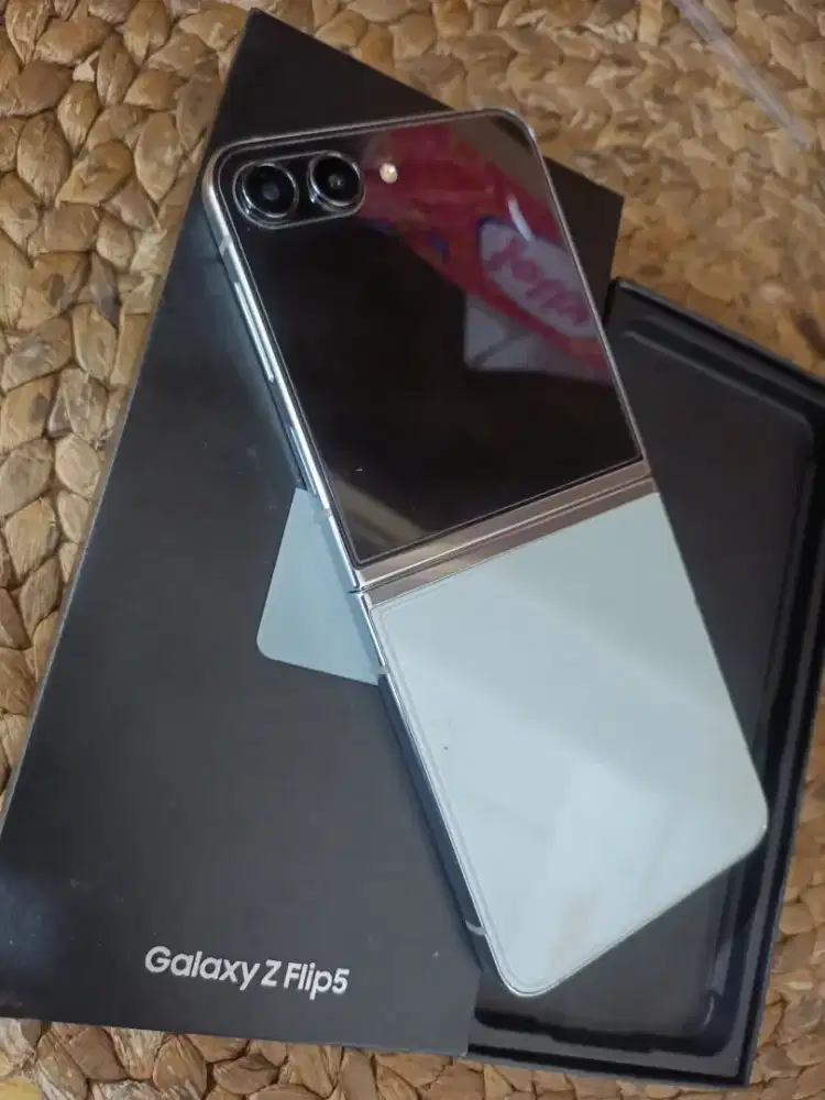 Samsung z flip 5 8/256 resmi sein