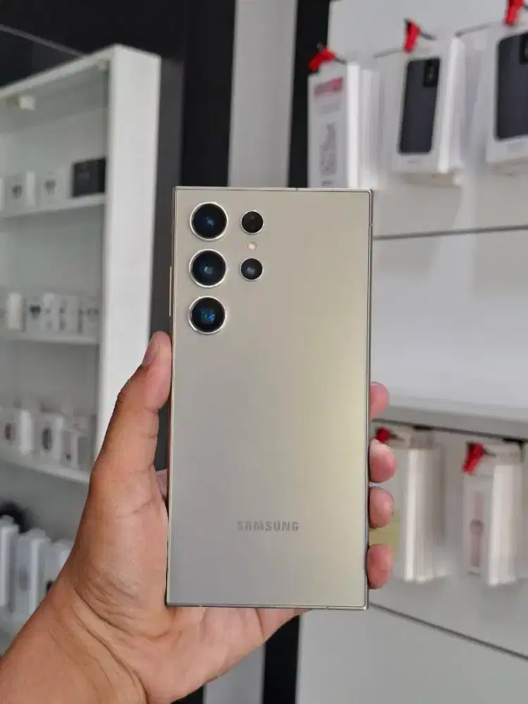 SAMSUNG S24 ULTRA BARU DAN LANGKA