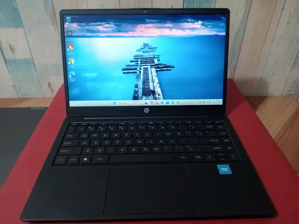 HP Leptop 14-ep0xxx

Intel Core i3-N305 1.8GHz Ram 8 Ssd 256