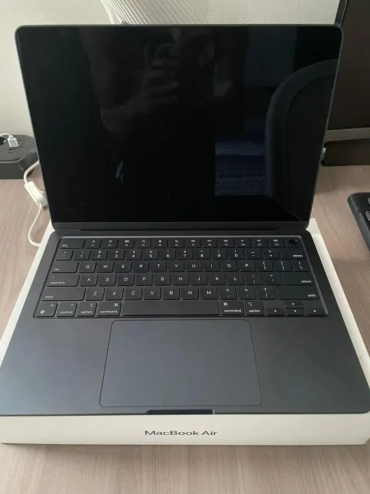 Apple MacBook Air M2 2022 13.6 inch 8/256gb iBox