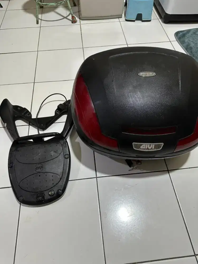 Box motor Givi E470 Simply III Monolock