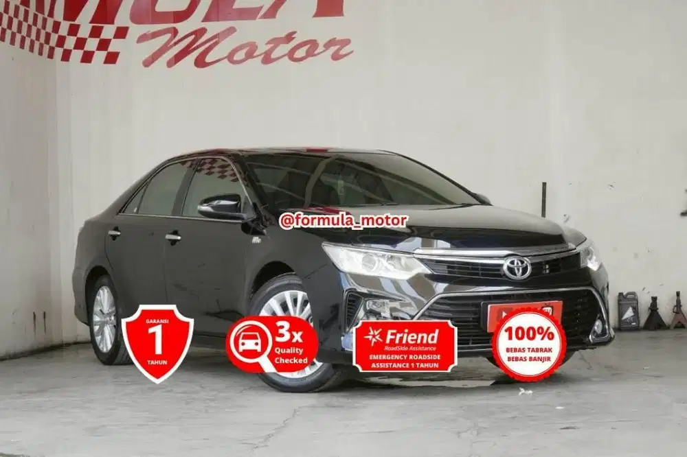 Toyota Camry 2.5 V Matic AT tahun 2018 hitam DP minim 40 juta