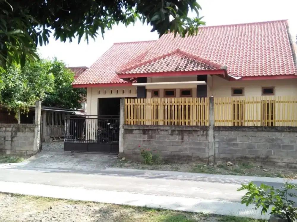 DIJUAL RUMAH SECONDARY SIAP HUNI SHM 600 JUTAAN DI GIRI PENI WATES DEKAT KAMPUS JANABADRA