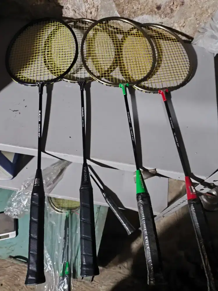 OBRAL raket badminton 24 pcs (ringan 100-105gram)