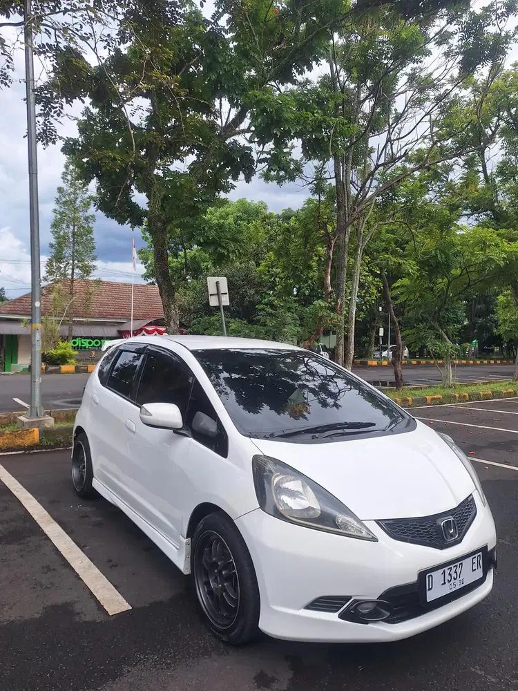 Honda Jazz 2010 Bensin