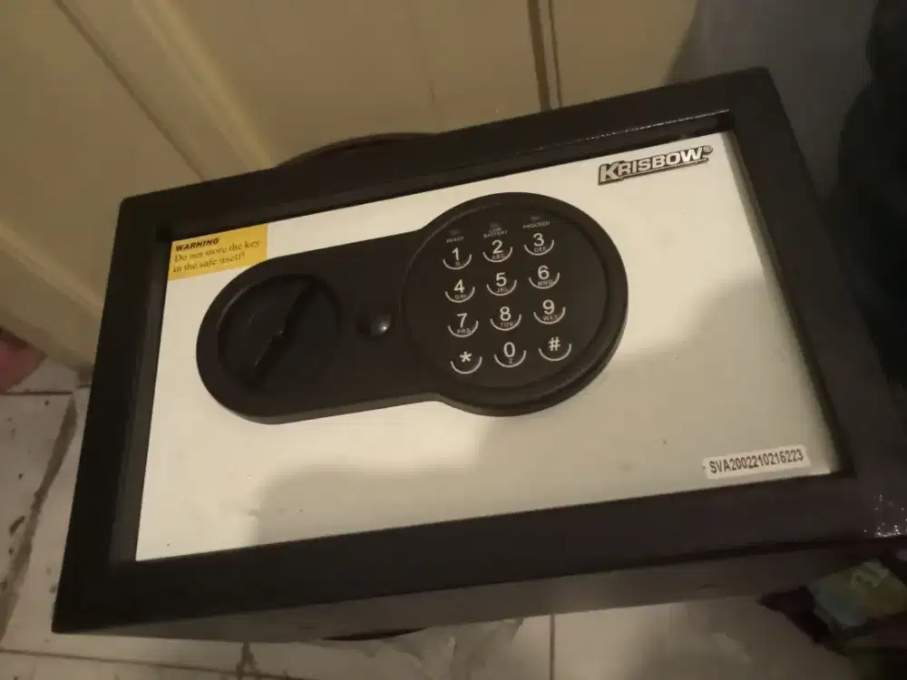 BRANGKAS KECIL MERK KRISBOW