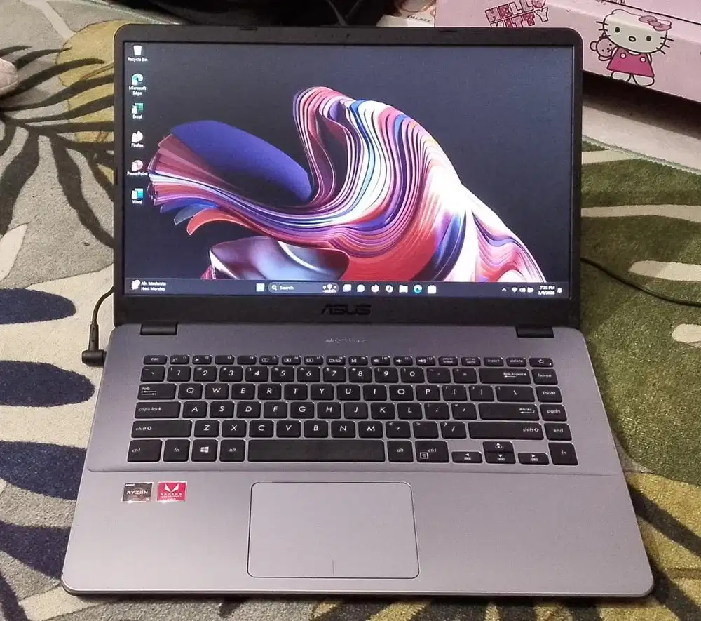 Laptop Asus Vivobook X505ZA Amd Ryzen 5 2500U 8/512