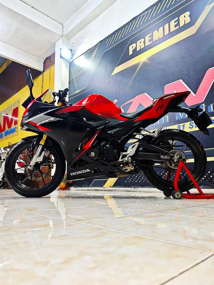 Dp 3jt an Honda New CBR150R TH 2021 up side down murah