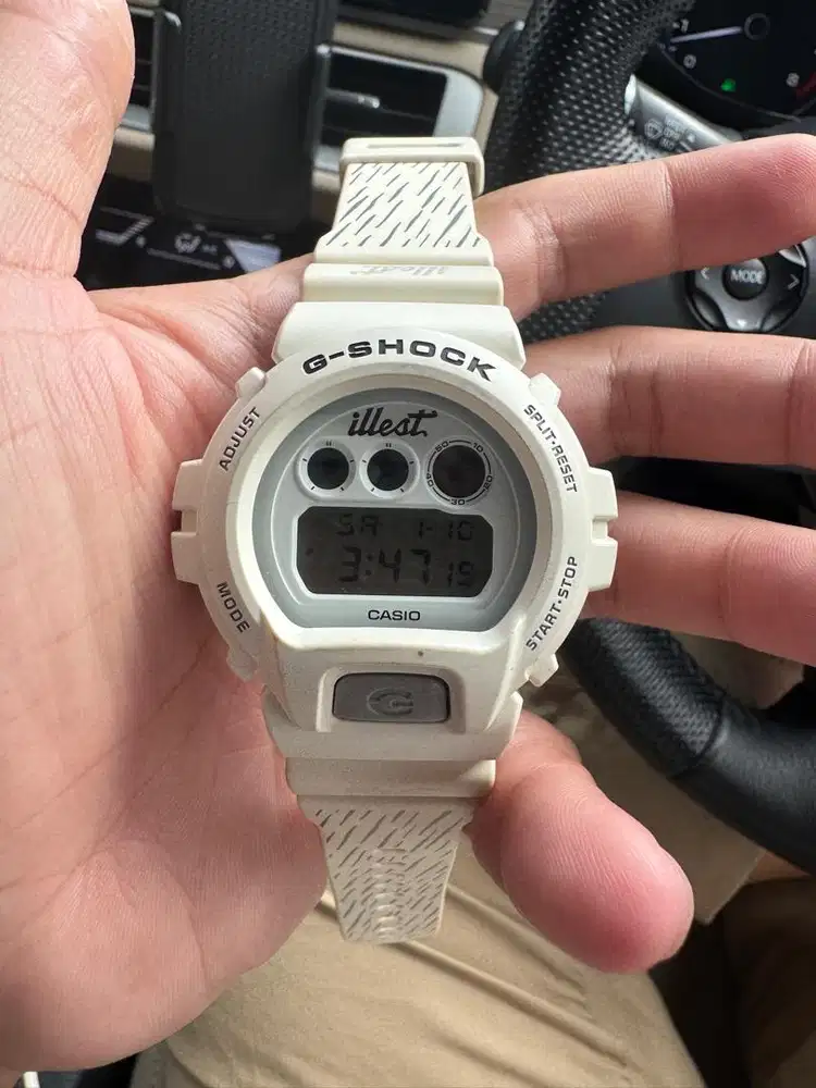 Jam G Shock Illest putih original