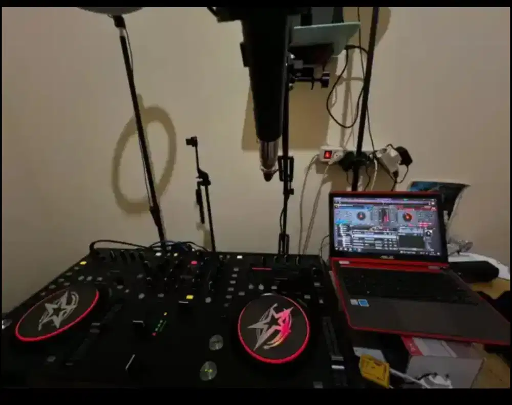 Di jual DDJ S1 + Laptop Asus UX360CA