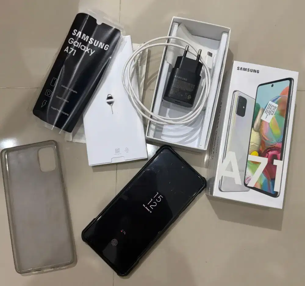 Samsung Galaxy A71 Ram 8+8 Internal 128 Fullset