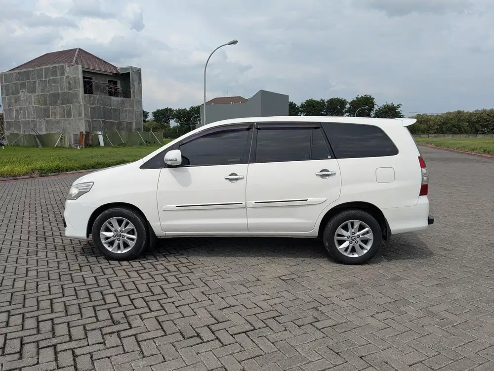 Toyota Kijang Innova 2014 Diesel