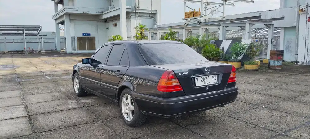 Mercedes-Benz C230 1997 Bensin