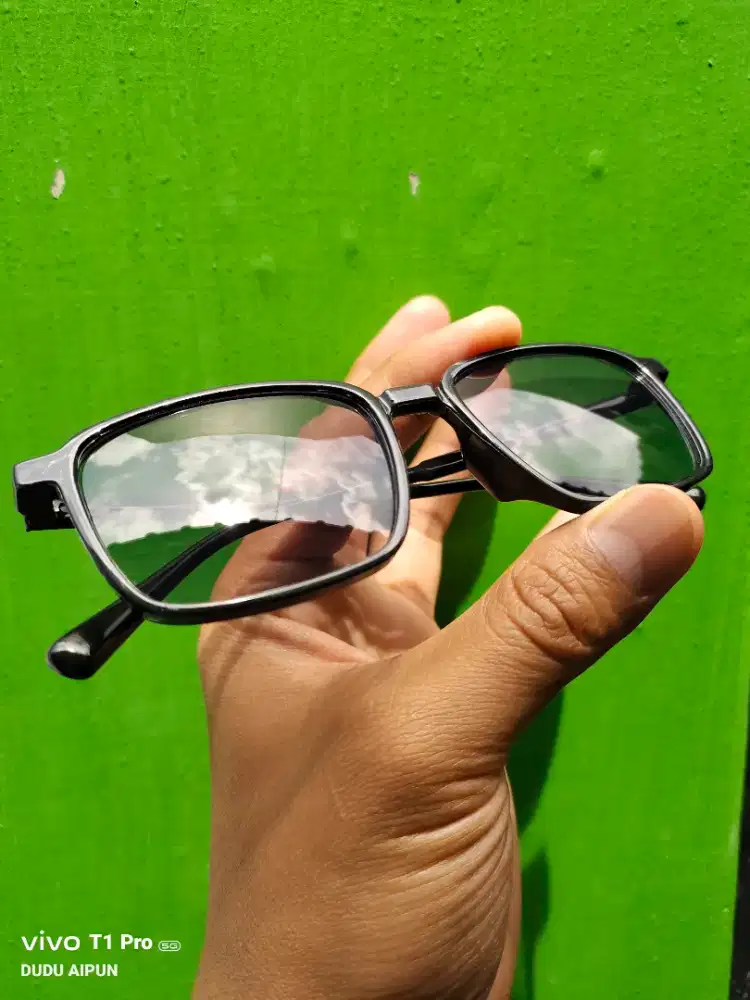 Kacamata photochromic cakep