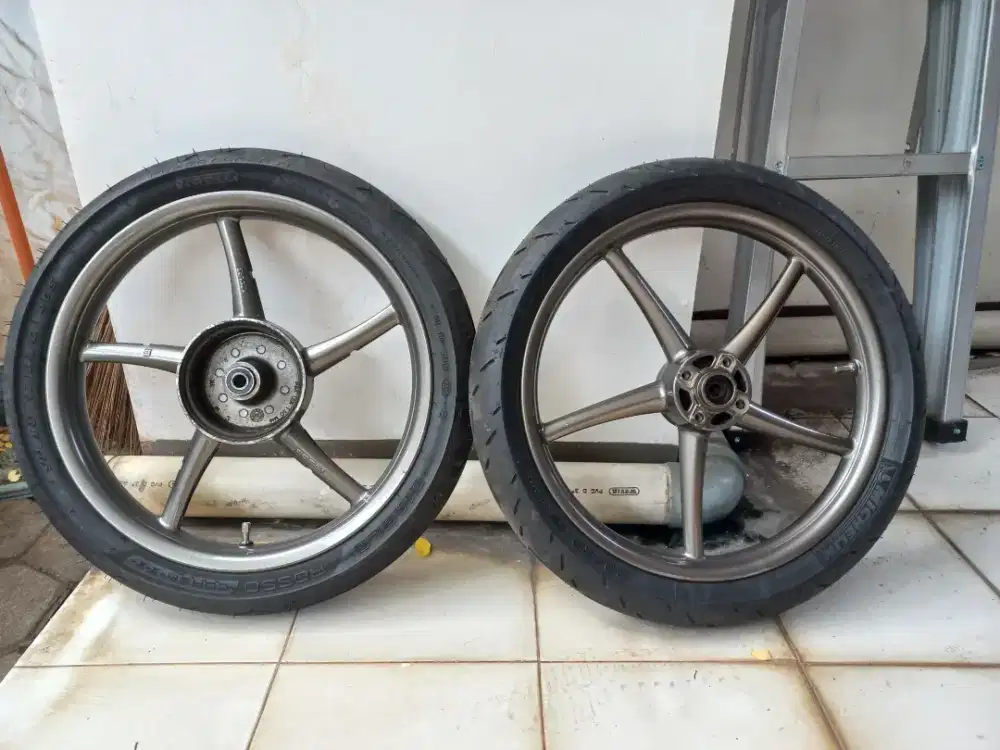Velg ring17 pnp rx king ban 98%