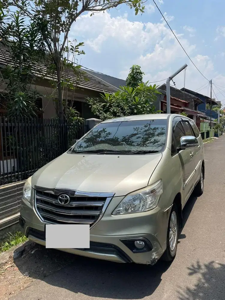 Kijang Innova G 2014 Barong