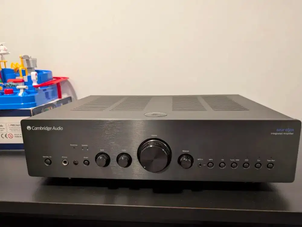 Cambridge Audio Amplifier Azur 650A Amp
