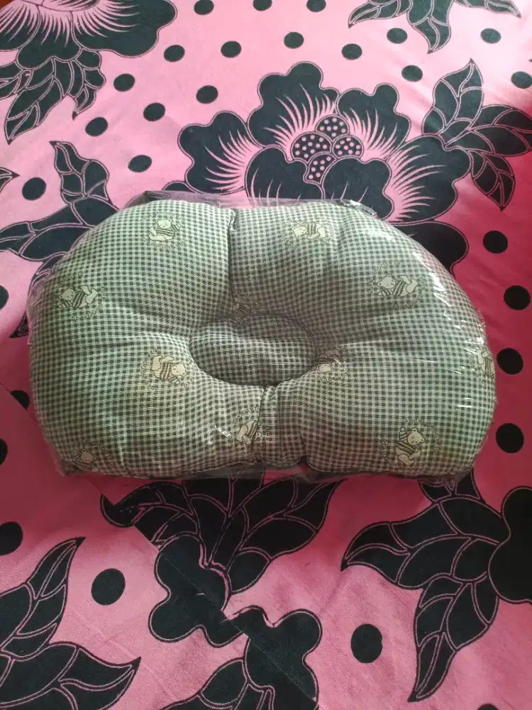 Bantal peang bayi