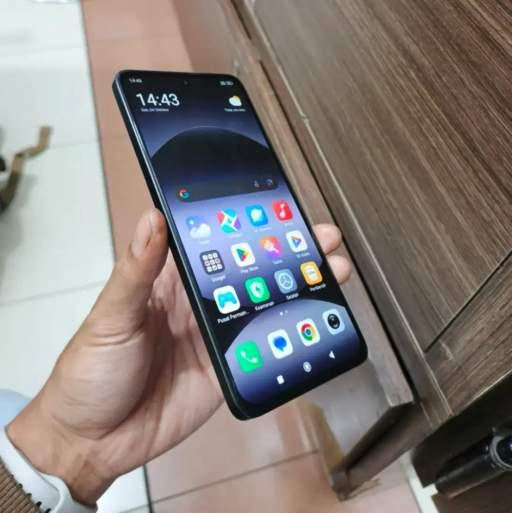 Xiaomi Redmi Note 14 5G Ram 8+8/256 Normal Siap pakai Layar OLED