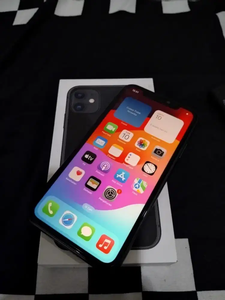 Iphone 11 64gb resmi ibox fullset orginal