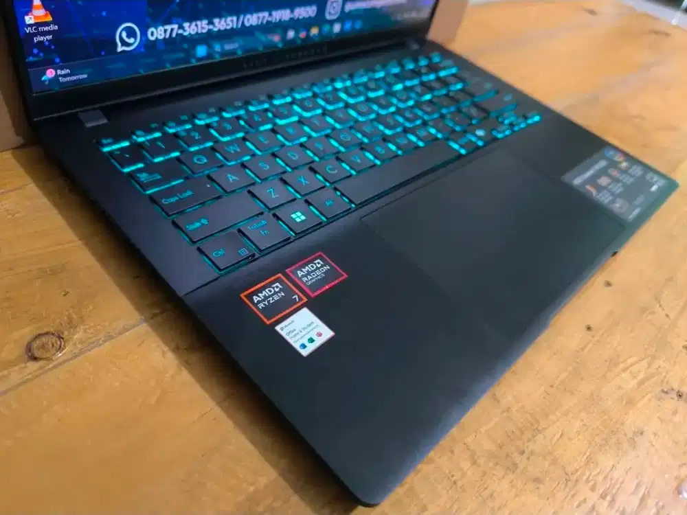 Asus Vivobook S14 OLED M5406UA R7-8845HS RAM 16GB Garansi 1thn