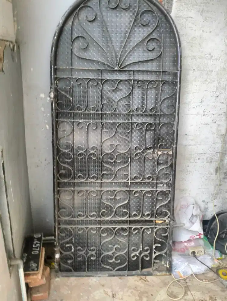 Jual pintu besi UK lebar 80 tinggi 186