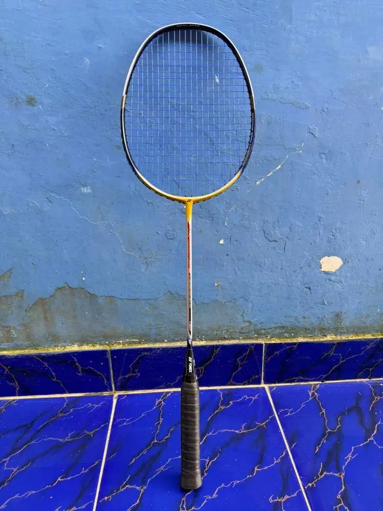 YONEX TITANIUM MESH TI5