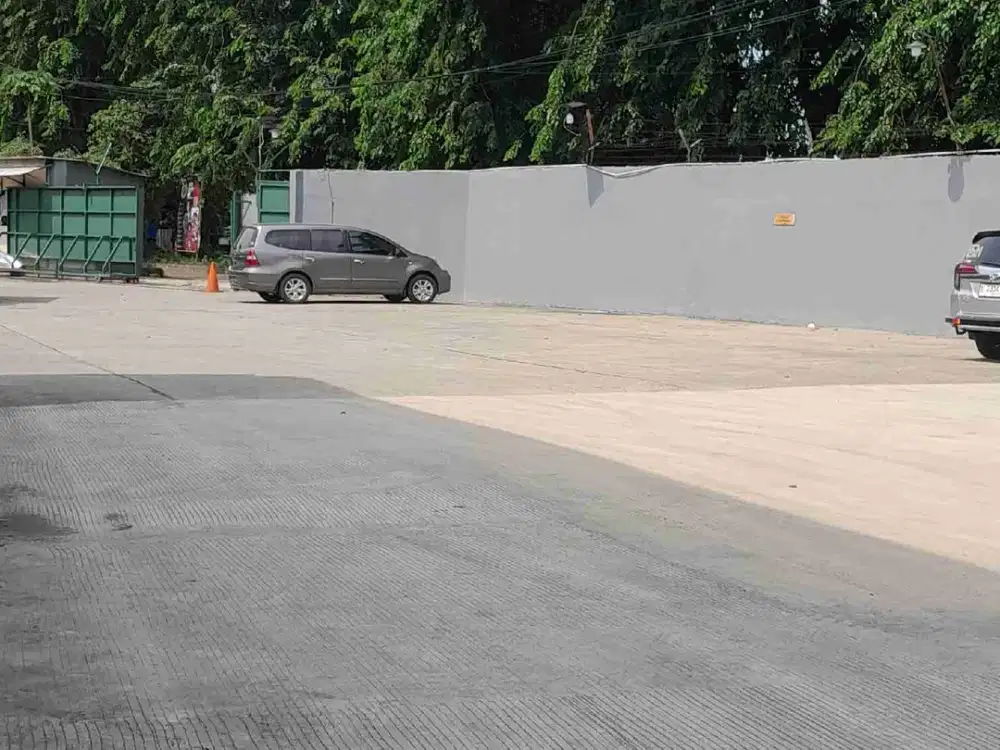 Gudang rapi siap pake dekat toll