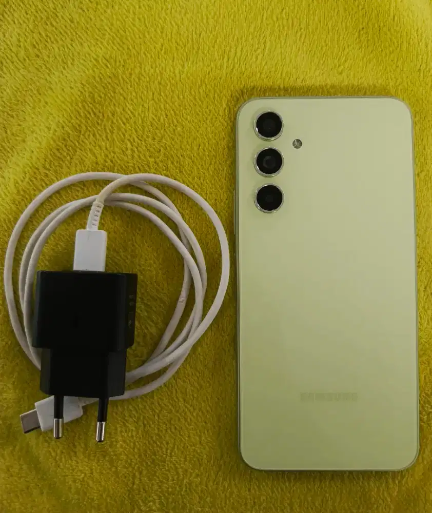 Samsung A54 5g Nfc ram 8/256 hp dan casan