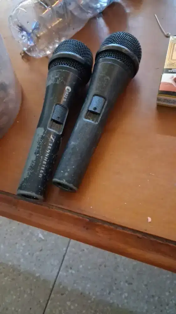 Sepasang mic SENNHEISER e822s