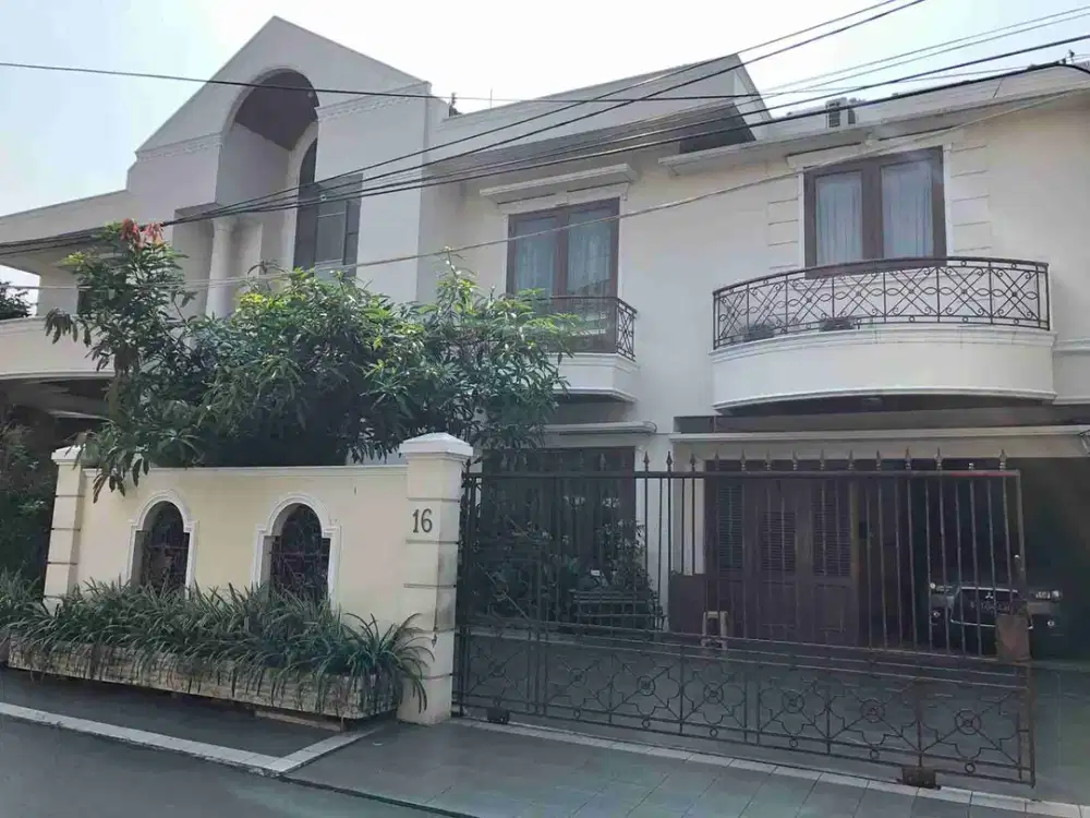 turun harga rumah d Cipete Jakarta selatan