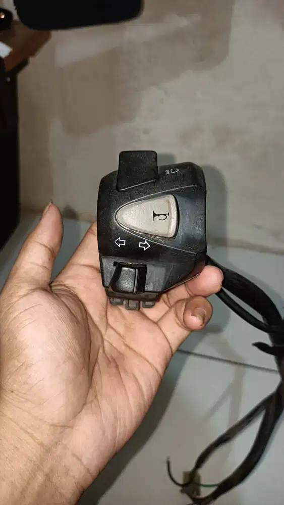Saklar Kiri Honda Verza 150 Lama Copotan.