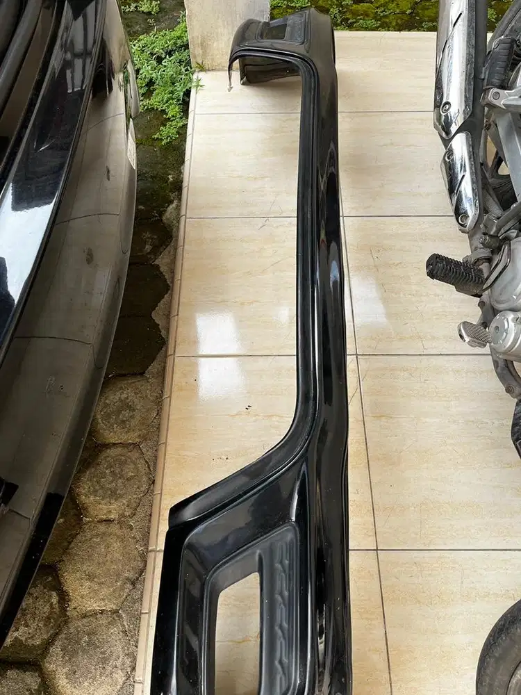 Bodykit belakang yaris lele