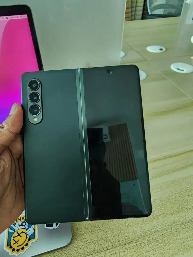 Samsung Galaxy Z Fold 3 12/256 gb