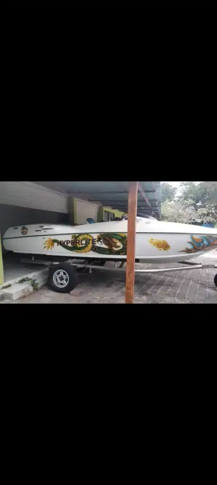 Jetboot jetski Yamaha 1200 x 2 mesin