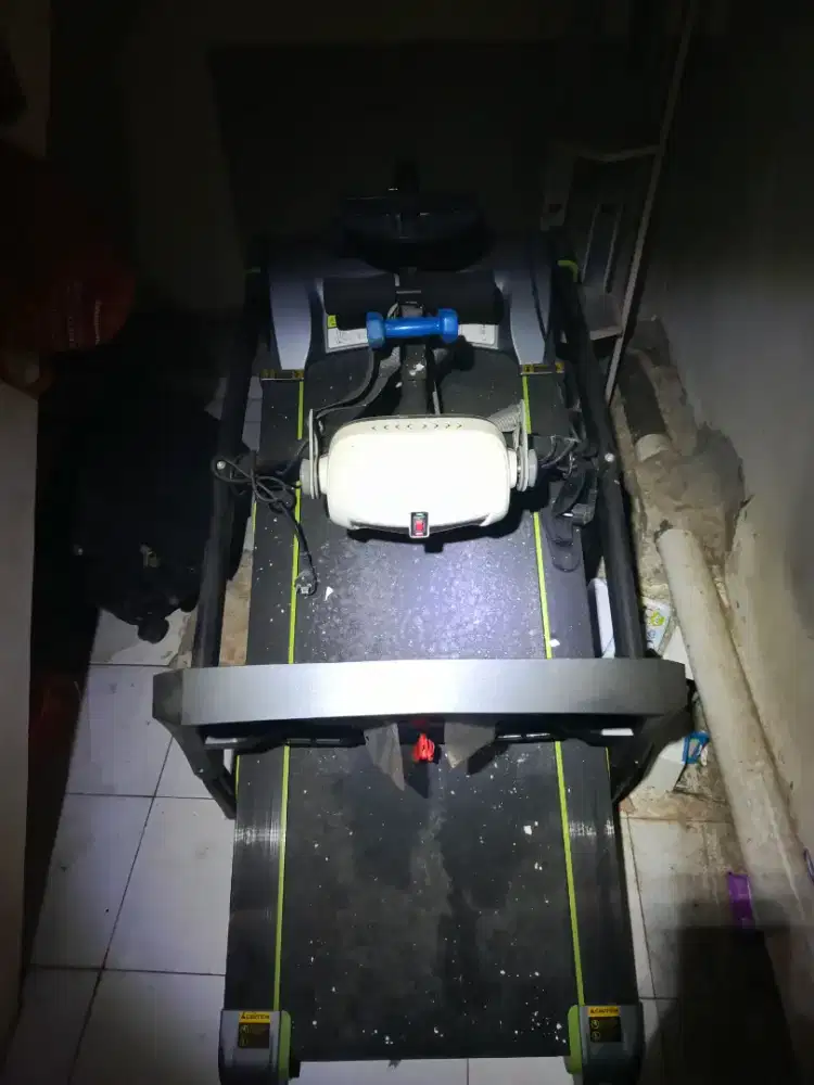 ALAT FITNES TREADMILL T42CHM