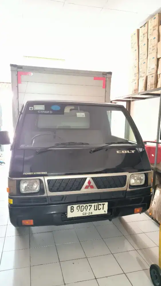 2018 Mistubishi L300 Box