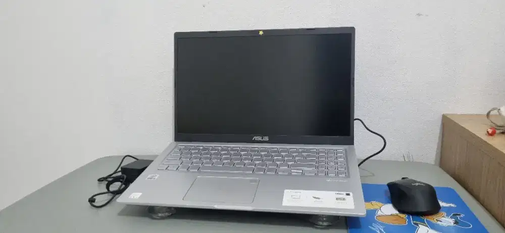 Asus VivoBook 15