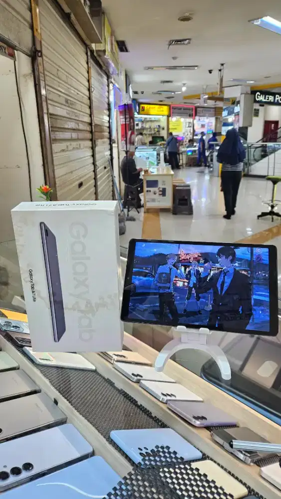 WTS :Samsung Tab A7 lite 8,7 LTE (sim) 3/32 GB (Grey) SEIN l Fullset