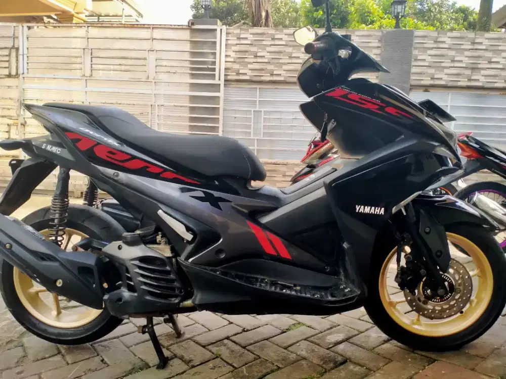 Yamaha Aerox Lengkap motor sehat walafiat keterangan detail dibawah