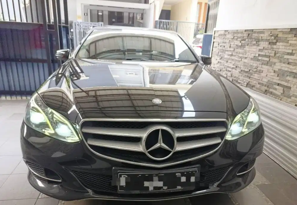 MERCEDEZ BENZ E250 2016